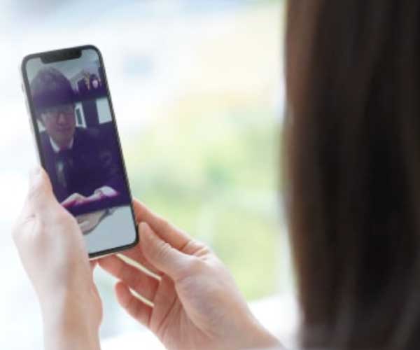 電話で申し込み