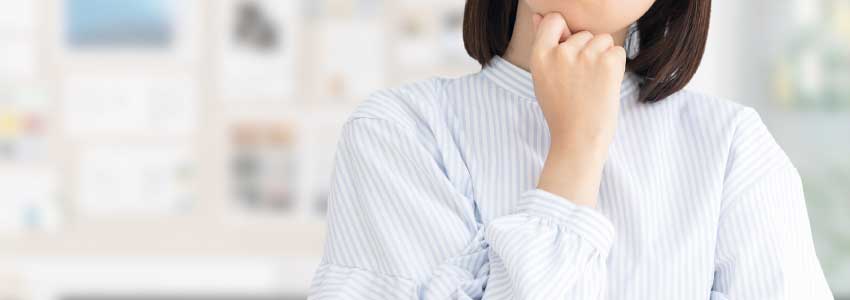 対人関係で悩む女性のイメージ