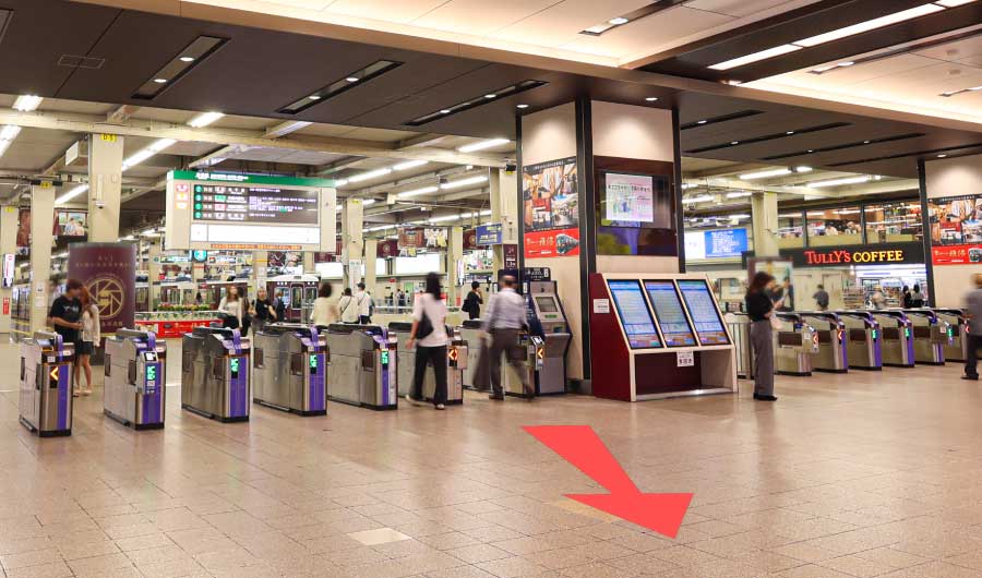 阪急梅田駅正面3階出口からのアクセス①