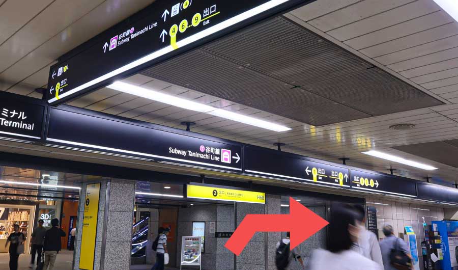 阪急梅田駅正面3階出口からのアクセス⑤